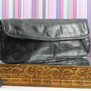 Kenneth Cole Reaction Black Leather Clutch / Wristlet